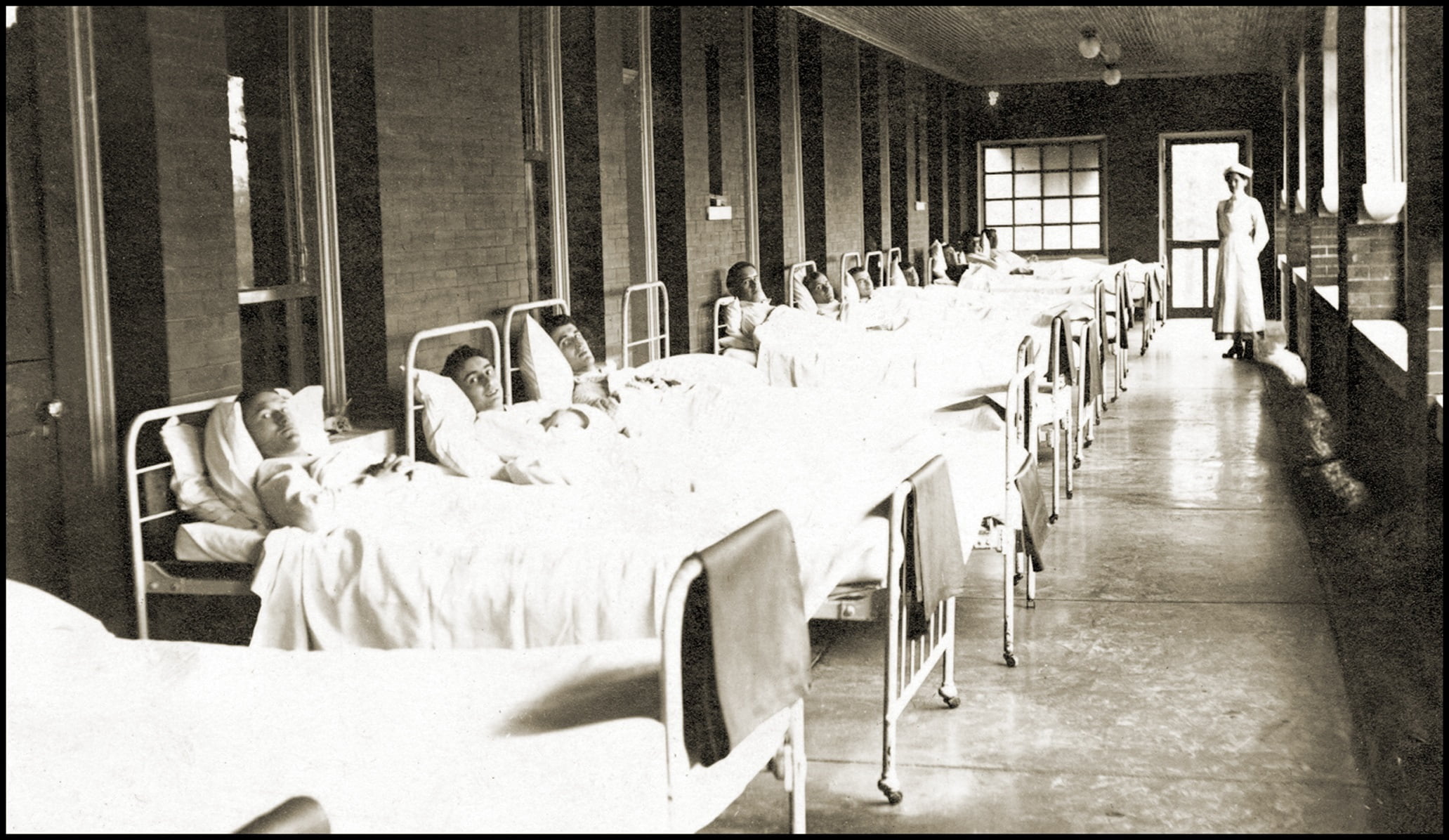 Фото с госпиталя. Госпиталь 19 века Англия. Госпиталь в Англии.